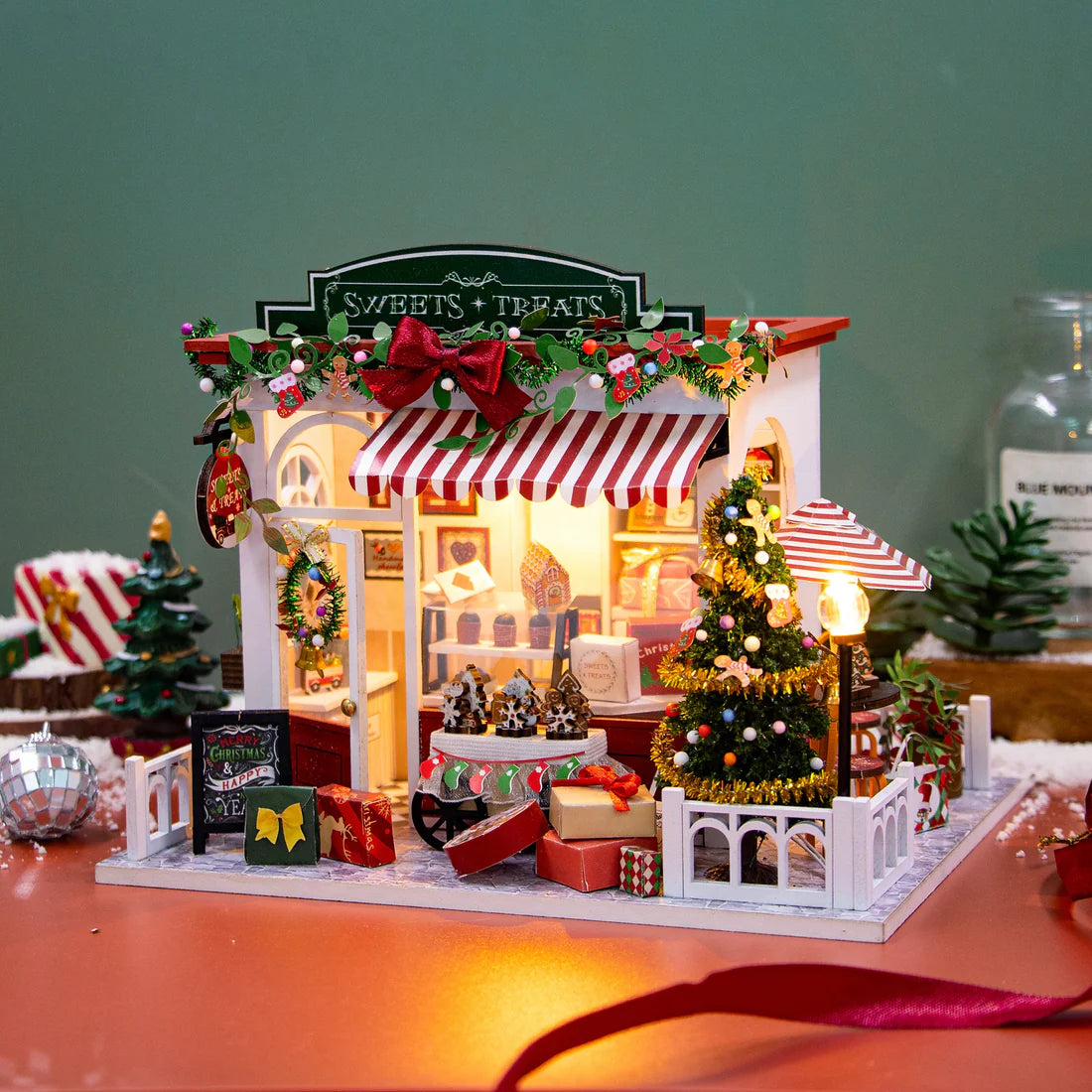 PC2319 Sweets & Treats Christmas Dollhouse Miniatures Best Christmas Gifts