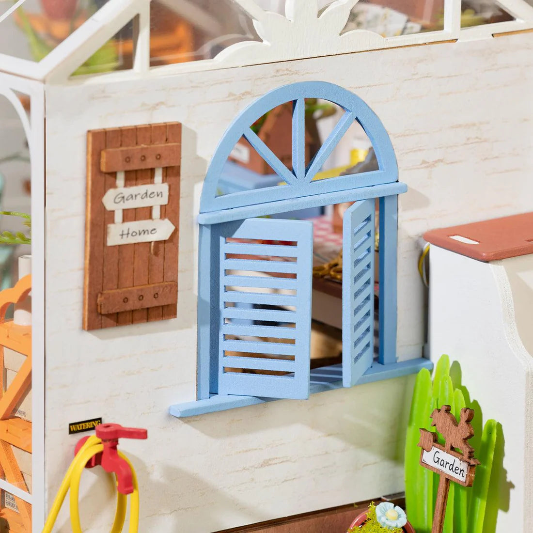 DIY Greenhouse Miniature Dollhouse Kit Panoramic Garden House Miniature With Flower Chandelier