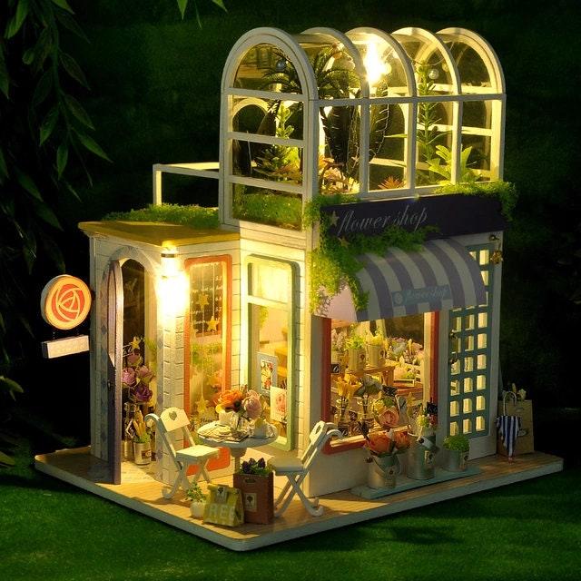 DIY Flower Workshop Dollhouse Kit Colorful Sunlight Plant Studio Miniature House Kit Adult Craft DIY Kits