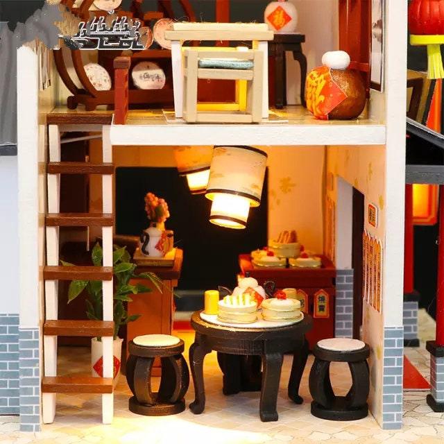 DIY Dollhouse Kit Dragon Gate Inn Ancient Chinese Style Doll House Miniature Capital City Doll House Adult Craft Birthday Gift Miniature