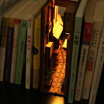 DIY Wizard Alley Book Nook - Japanese Book Nook - Book Shelf Insert - Book Scenery - Diorama - Bookcase Bookend with LED Model Building Kit