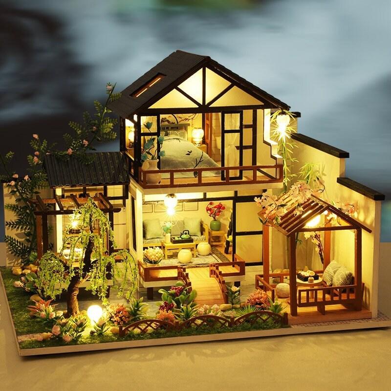 Japanese Style DIY Dollhouse Kit Miniature House With Water Garden Japanese Villa Style Miniature Dollhouse Kit